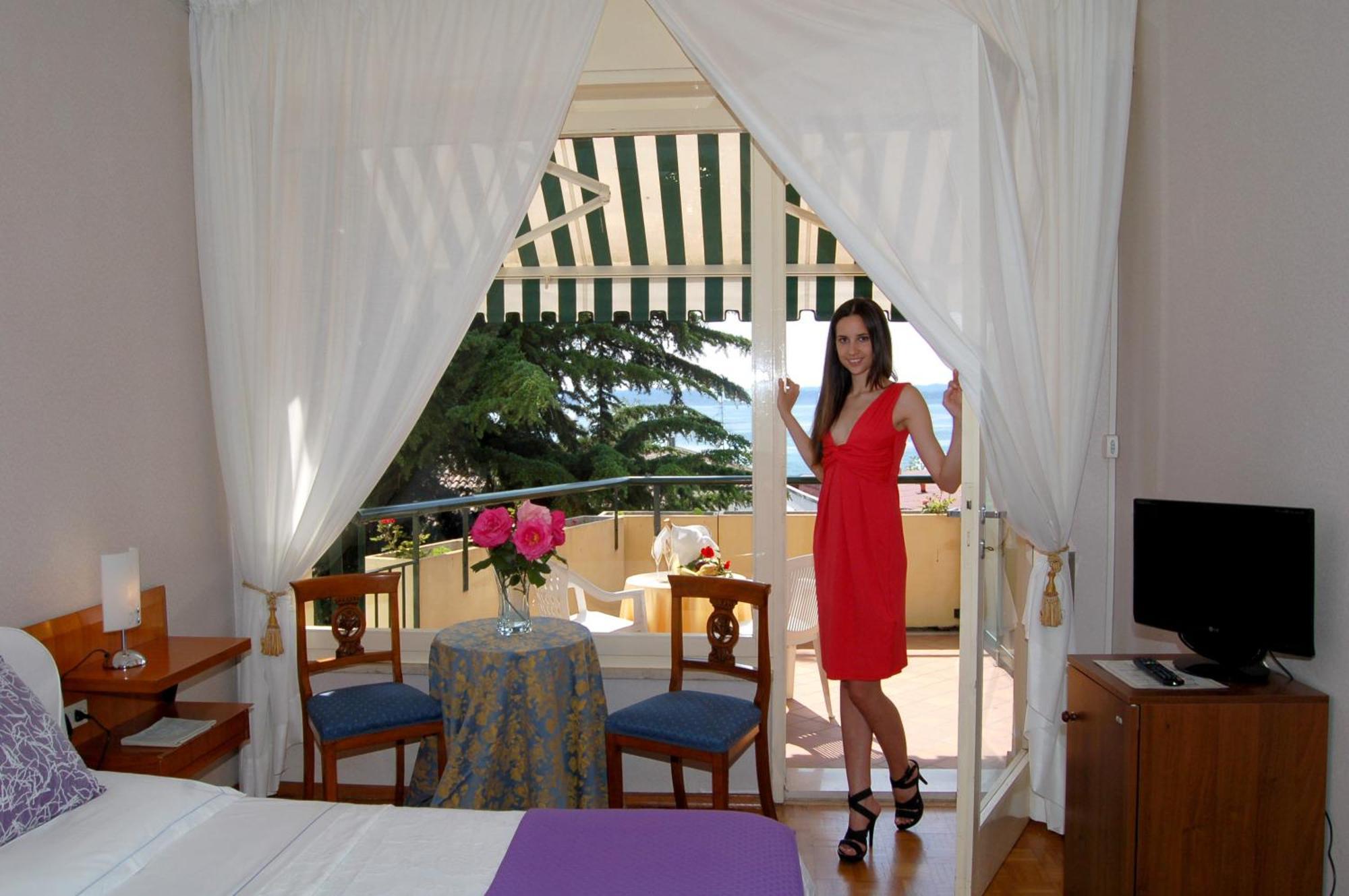Hotel Broglia Sirmione Kültér fotó