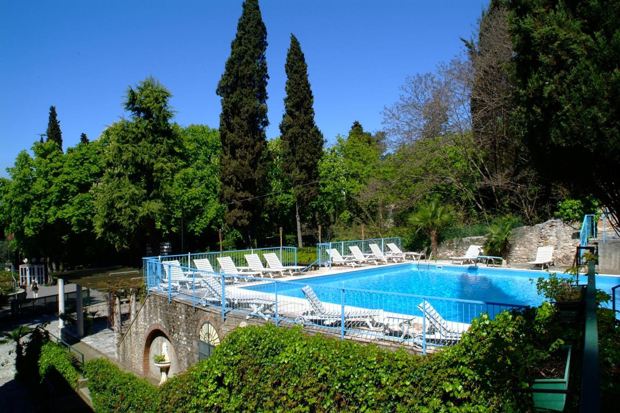 Hotel Broglia Sirmione Kültér fotó