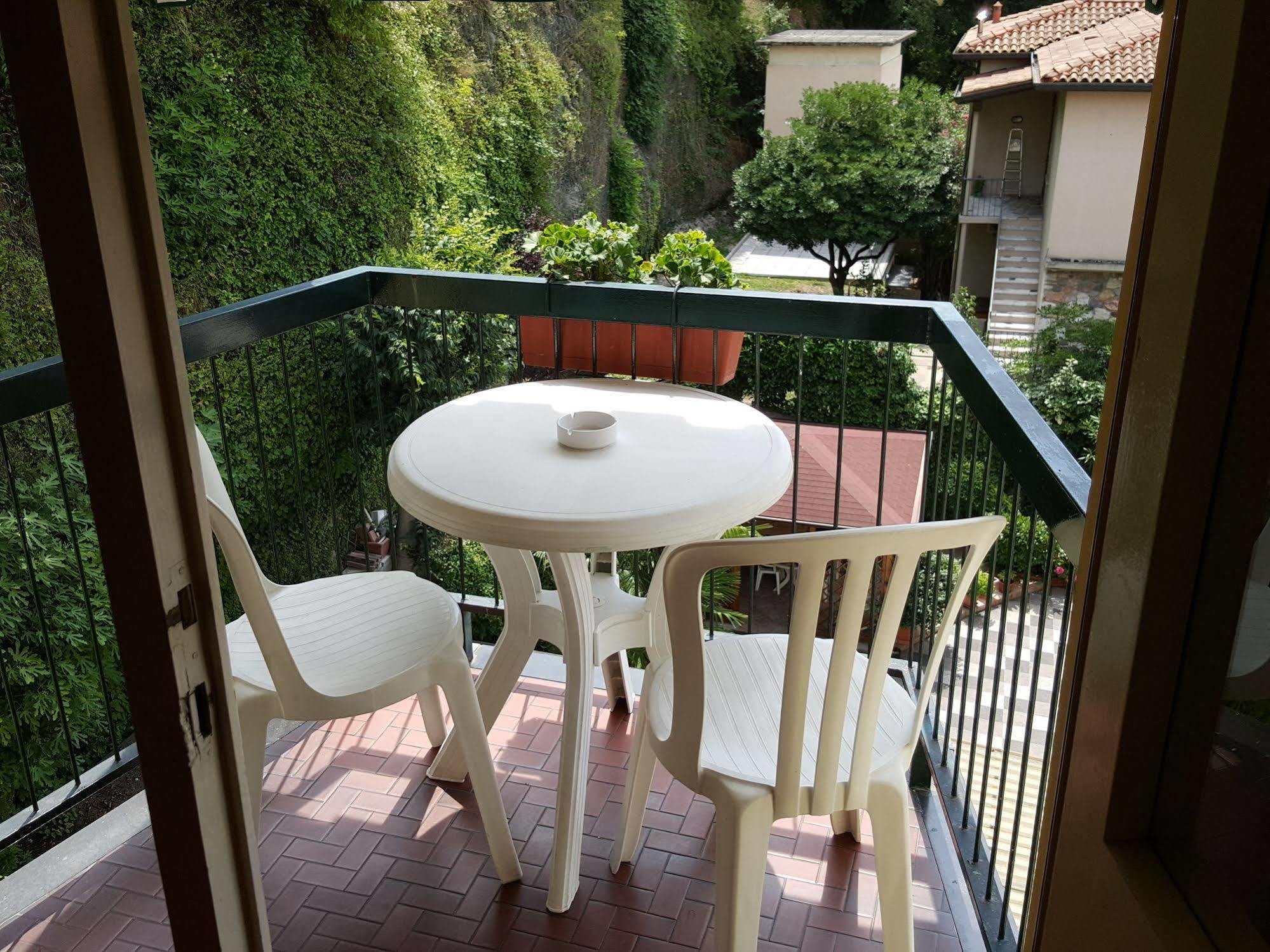 Hotel Broglia Sirmione Kültér fotó