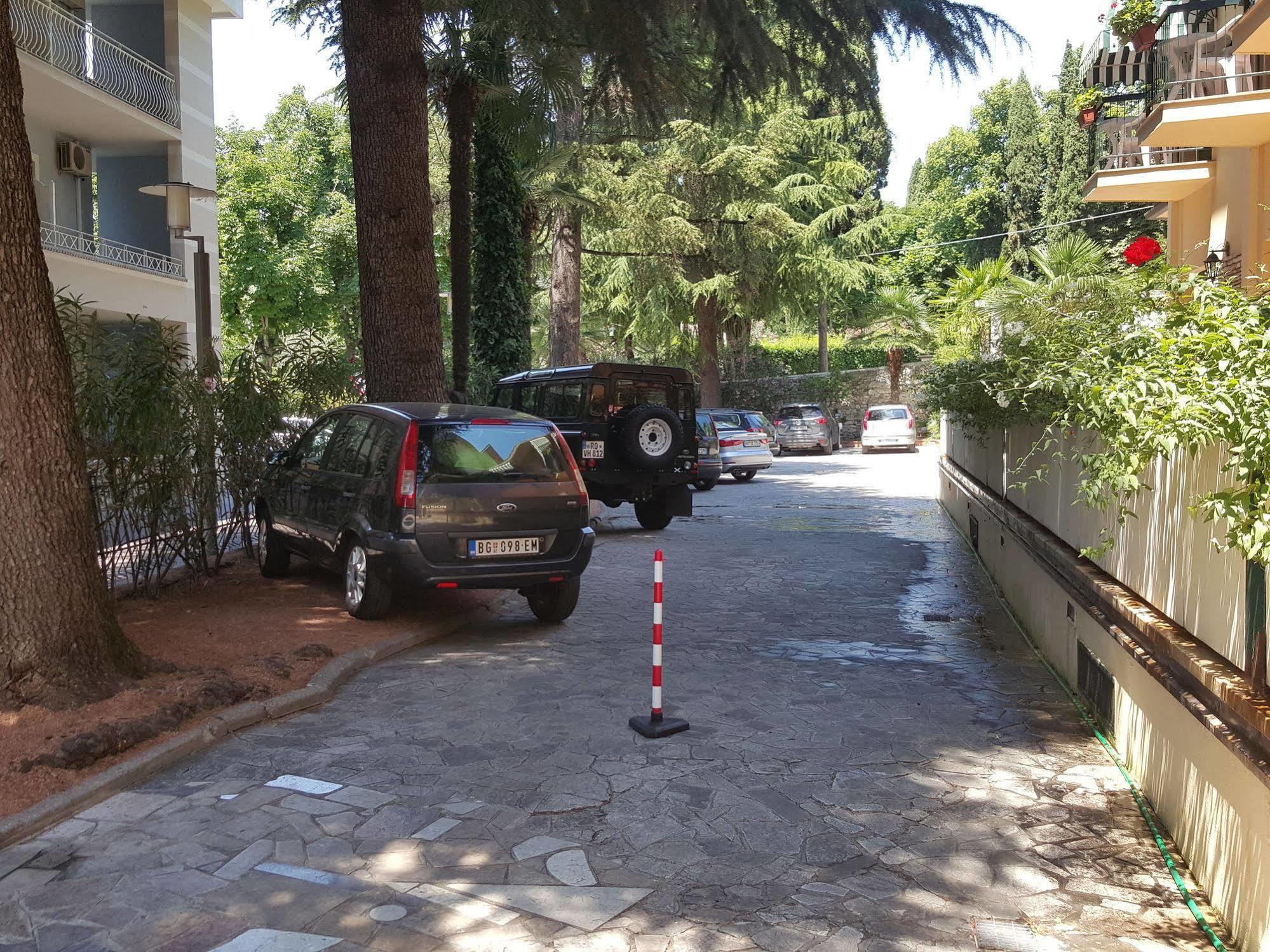 Hotel Broglia Sirmione Kültér fotó